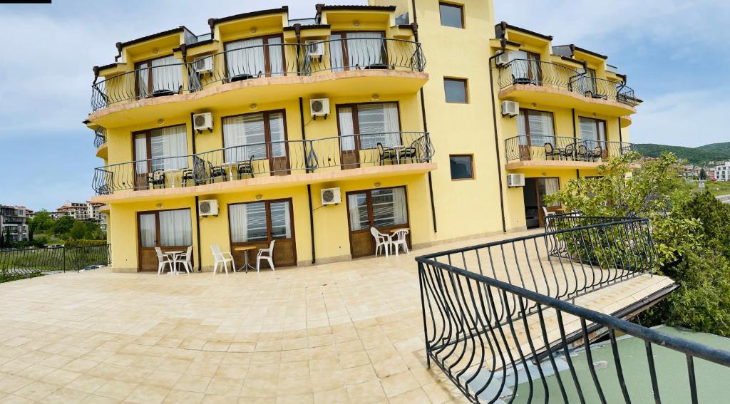 Hotel_Yalta_Sveti_Vlas_Bulgaria Air_Tour_Travel